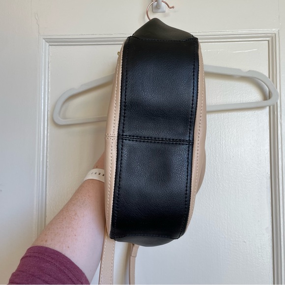 J. Crew Beige and Black Leather Crossbody Purse - Picture 5 of 9